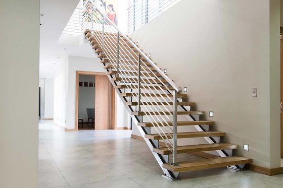 Σύγχρονη ευθεία σκάλα ανοξείδωτου, στερεός ξύλινος διπλός τετραγωνικός χορδιστής σκαλών